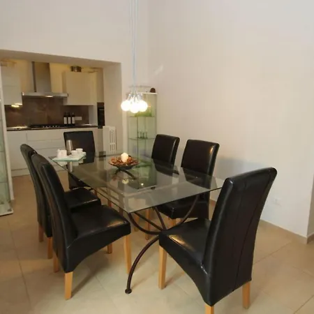 Apartment Sarena *