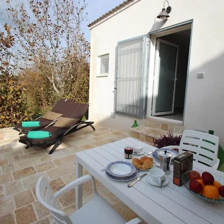 Sarena Apartment *